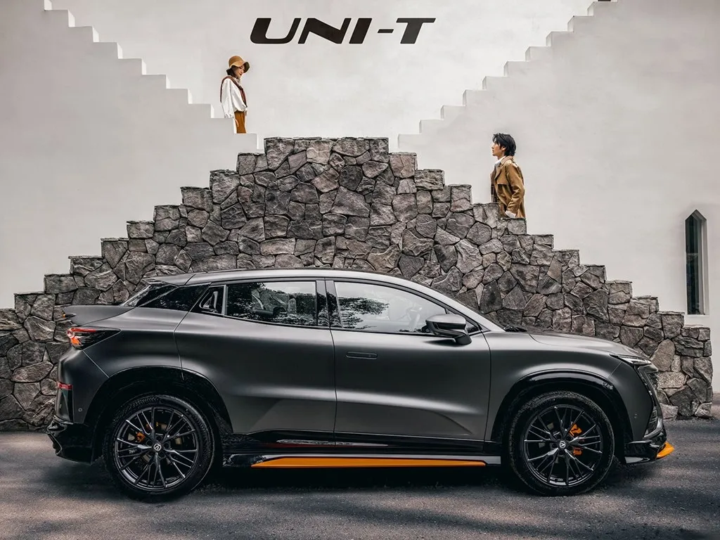 ChangAn UNI-T,autocango,china used car exporter,china ev exporter,chinese used car exporter,chinese used ev exporter