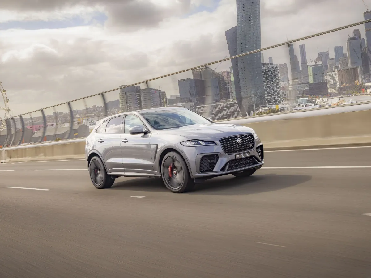 Jaguar F-PACE,autocango,china used car exporter,china ev exporter,chinese used car exporter,chinese used ev exporter