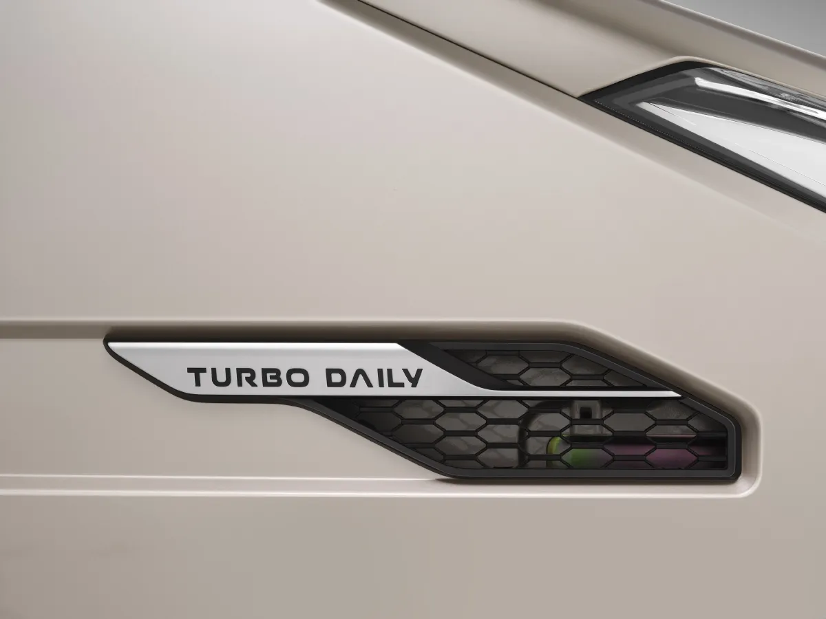 Iveco DeYi,autocango,china used car exporter,china ev exporter,chinese used car exporter,chinese used ev exporter