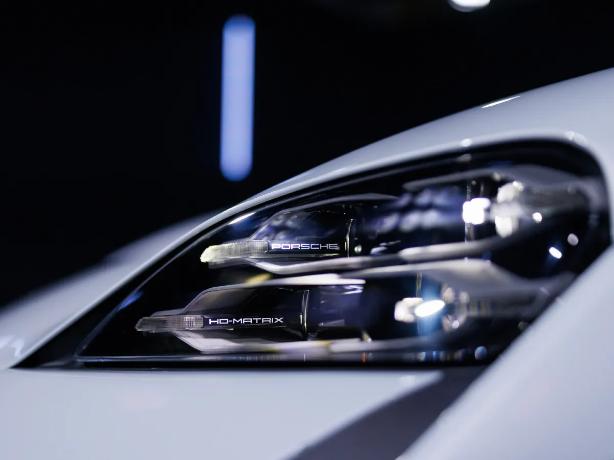 Porsche Taycan,autocango,china used car exporter,china ev exporter,chinese used car exporter,chinese used ev exporter Porsche Taycan,autocango,china used car exporter,china ev exporter,chinese used car exporter,chinese used ev exporter