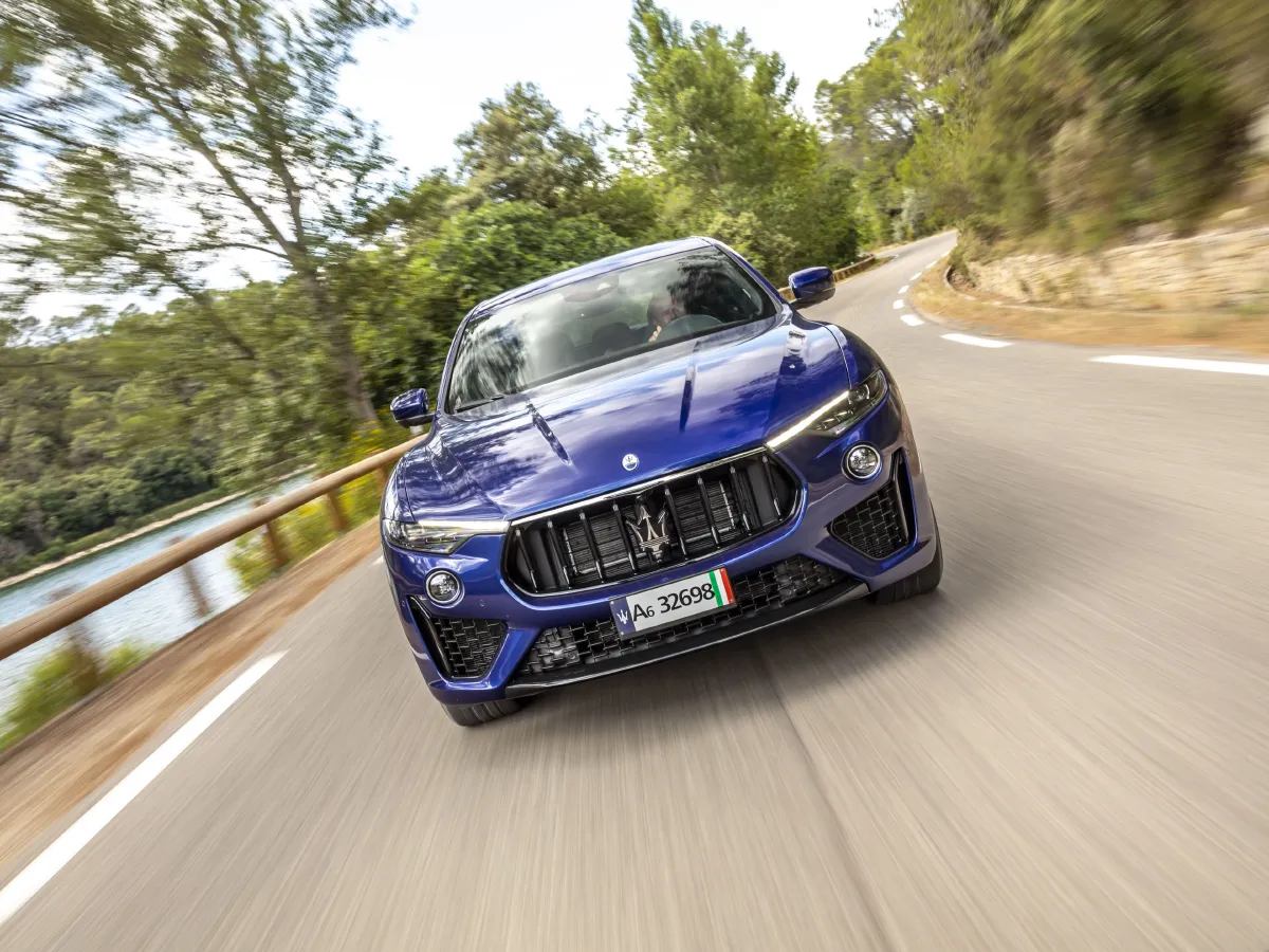 Maserati Levante,autocango,china used car exporter,china ev exporter,chinese used car exporter,chinese used ev exporter