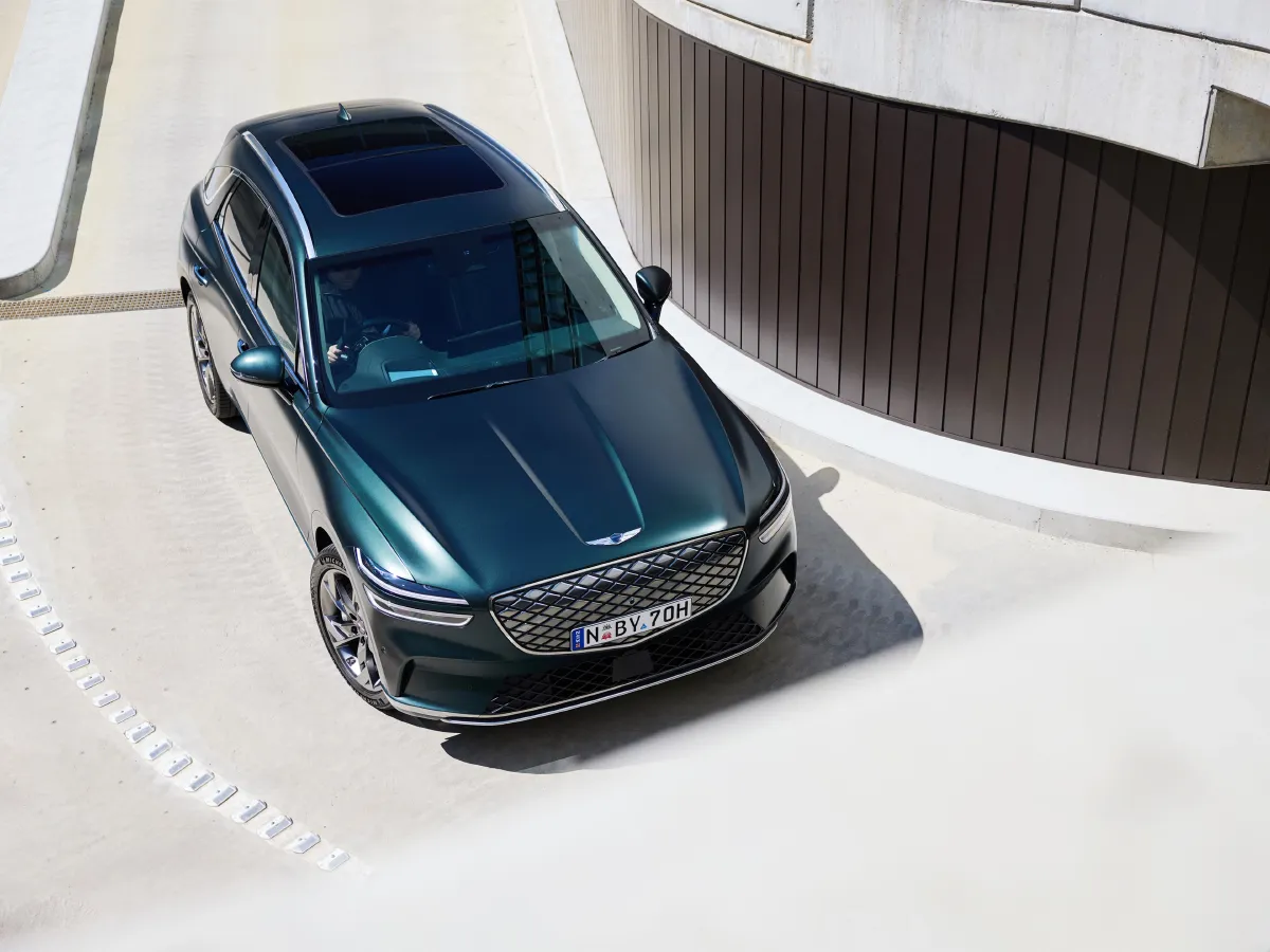 Genesis GV70,autocango,china used car exporter,china ev exporter,chinese used car exporter,chinese used ev exporter