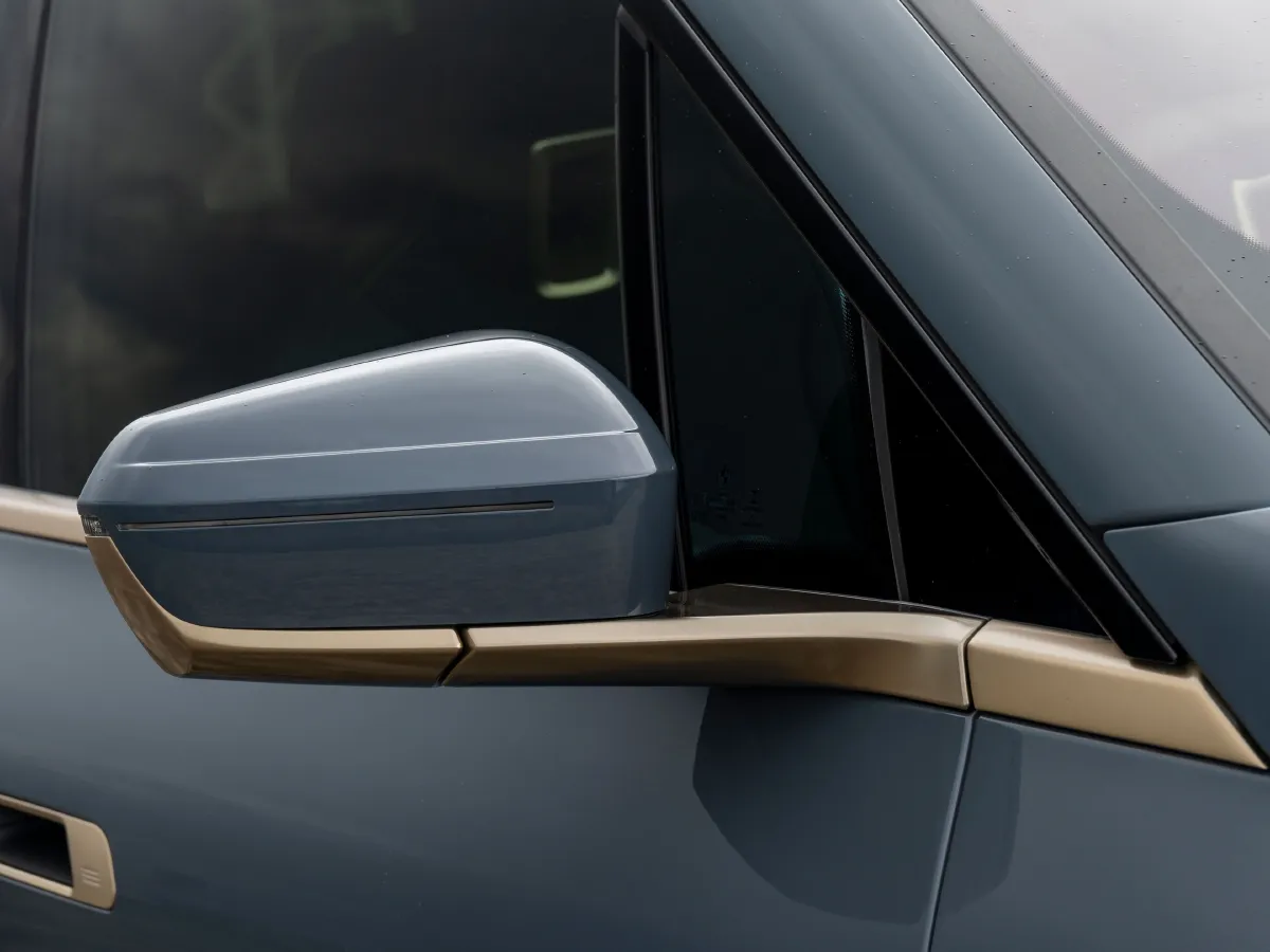 BMW iX,autocango,china used car exporter,china ev exporter,chinese used car exporter,chinese used ev exporter