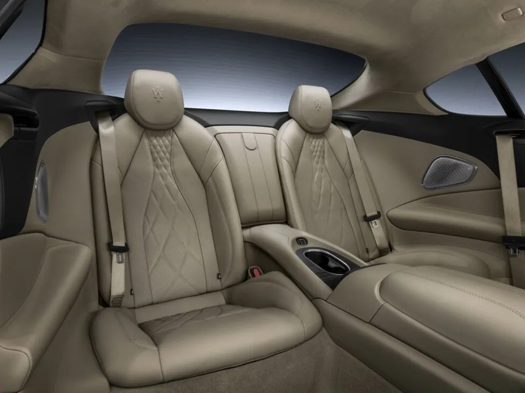 Maserati GranTurismo,autocango,china used car exporter,china ev exporter,chinese used car exporter,chinese used ev exporter Maserati GranTurismo,autocango,china used car exporter,china ev exporter,chinese used car exporter,chinese used ev exporter