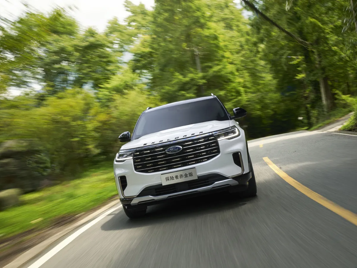 Ford Explorer,autocango,china used car exporter,china ev exporter,chinese used car exporter,chinese used ev exporter