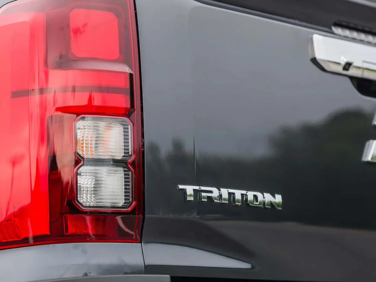 2023 Mitsubishi L200 2.3T 150HP L4 6AT,autocango,china used car exporter,china ev exporter,chinese used car exporter,chinese used ev exporter