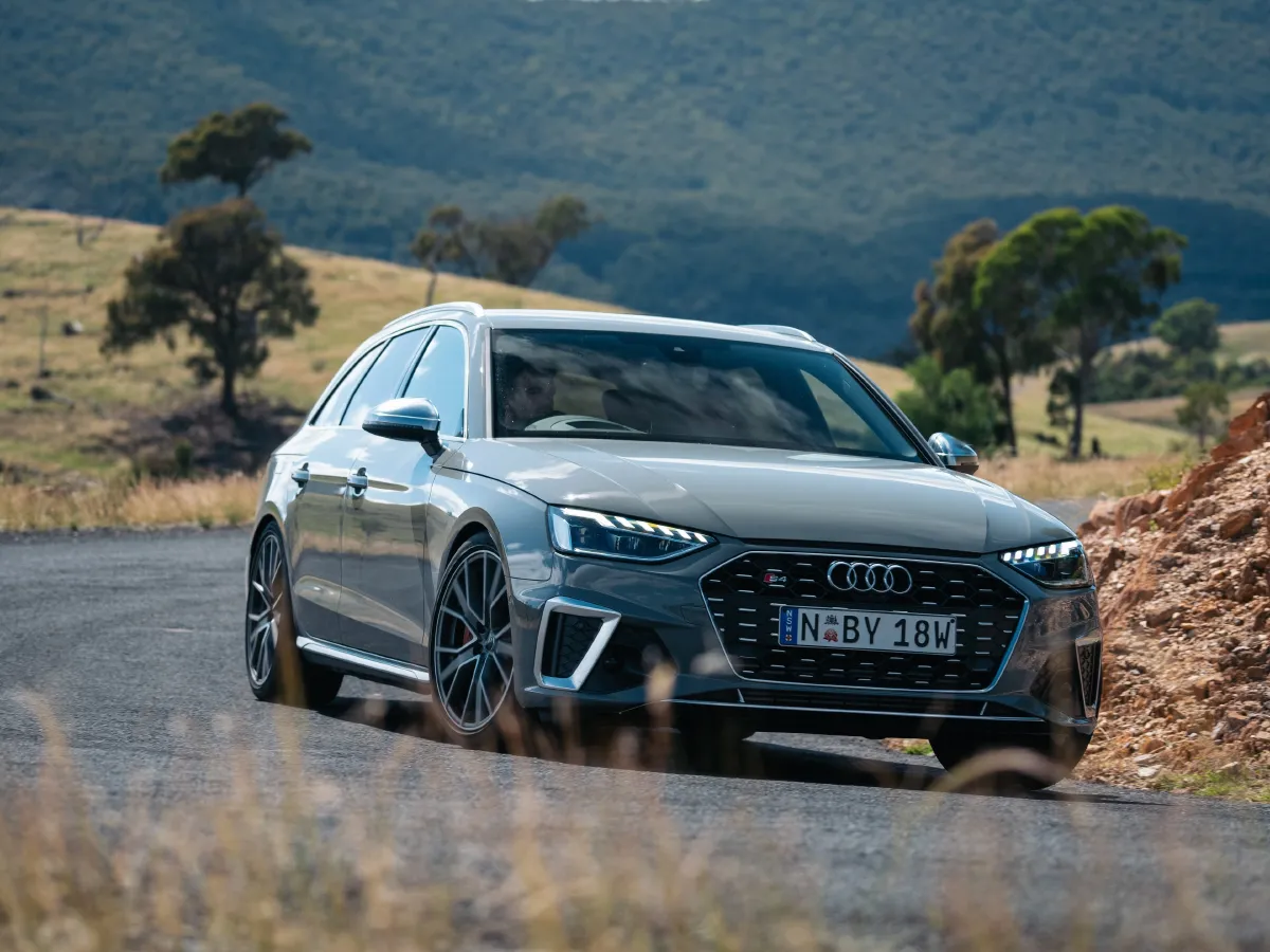 Audi S4,autocango,china used car exporter,china ev exporter,chinese used car exporter,chinese used ev exporter