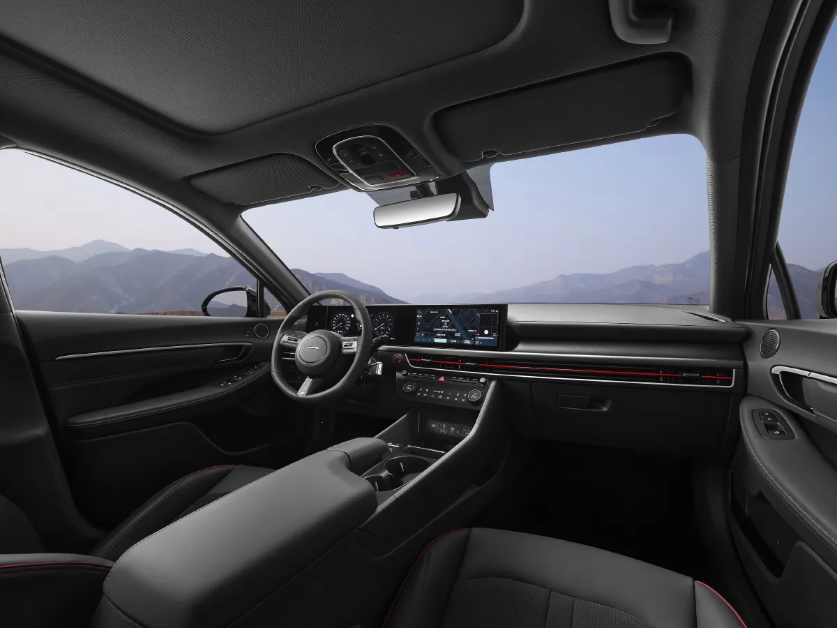 Hyundai Sonata,autocango,china used car exporter,china ev exporter,chinese used car exporter,chinese used ev exporter