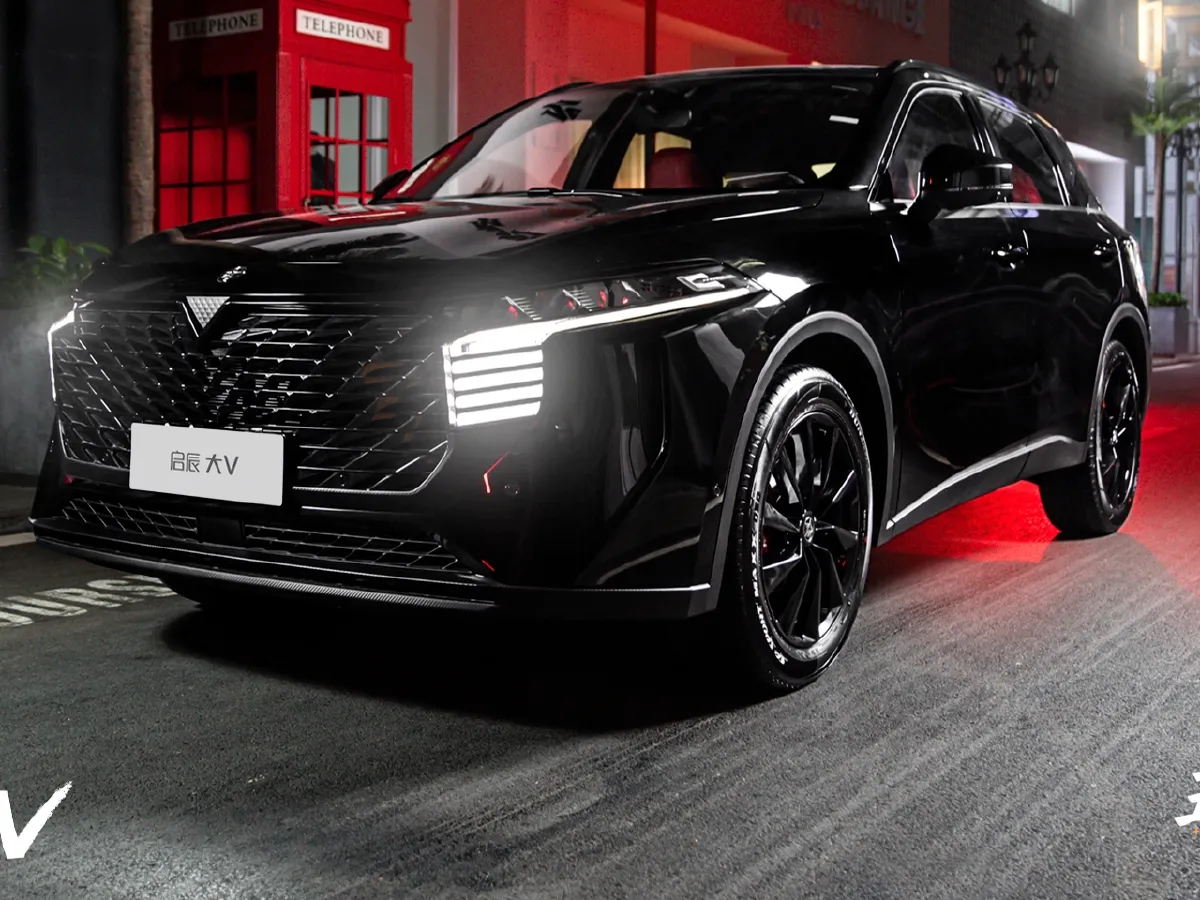 Venucia Grand V,autocango,china used car exporter,china ev exporter,chinese used car exporter,chinese used ev exporter