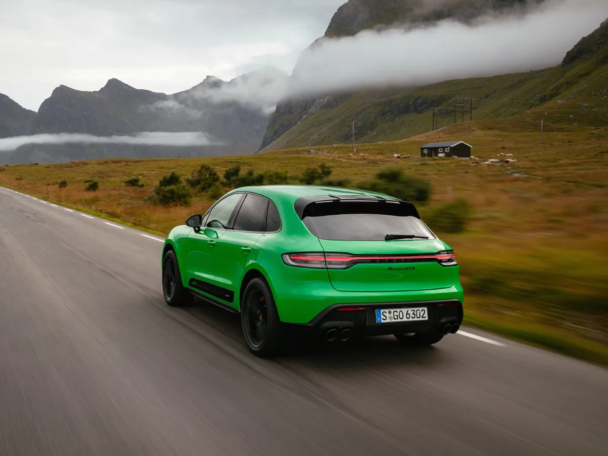 Porsche Macan,autocango,china used car exporter,china ev exporter,chinese used car exporter,chinese used ev exporter