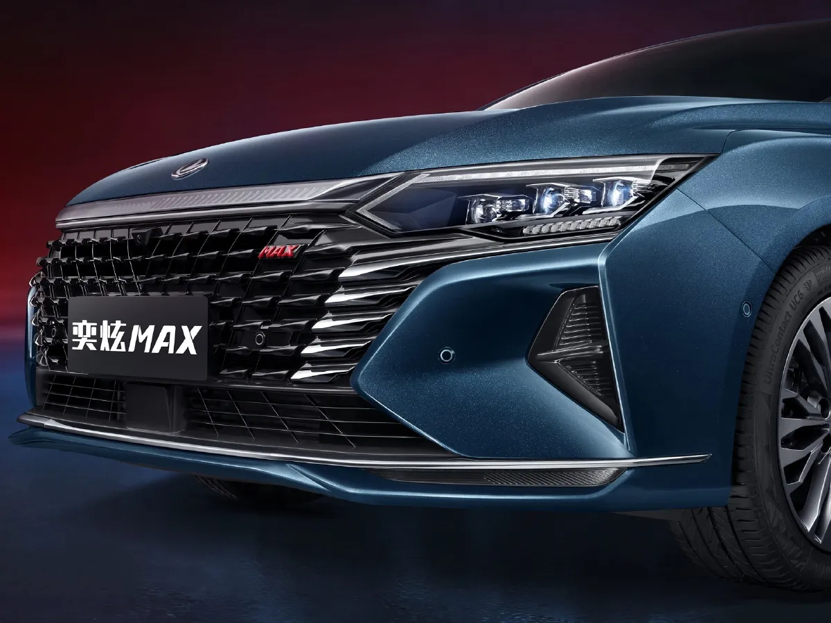 DongFeng Aeolus YiXuan MAX,autocango,china used car exporter,china ev exporter,chinese used car exporter,chinese used ev exporter