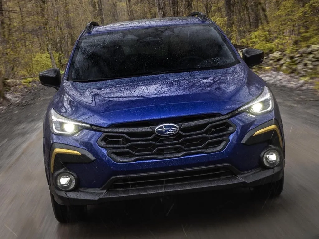 Subaru Crosstrek,autocango,china used car exporter,china ev exporter,chinese used car exporter,chinese used ev exporter
