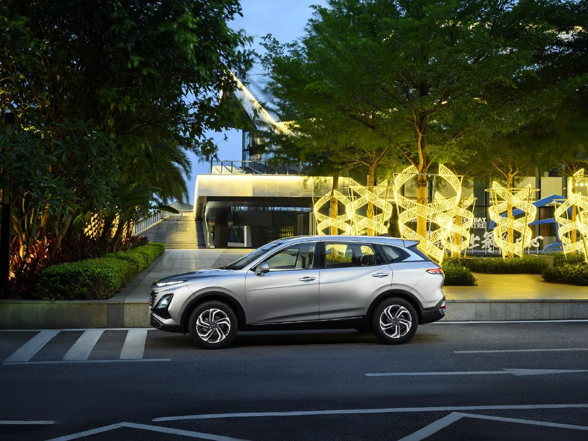 2025 Bestune T90 2.0T 252HP L4 8AT,autocango,china used car exporter,china ev exporter,chinese used car exporter,chinese used ev exporter