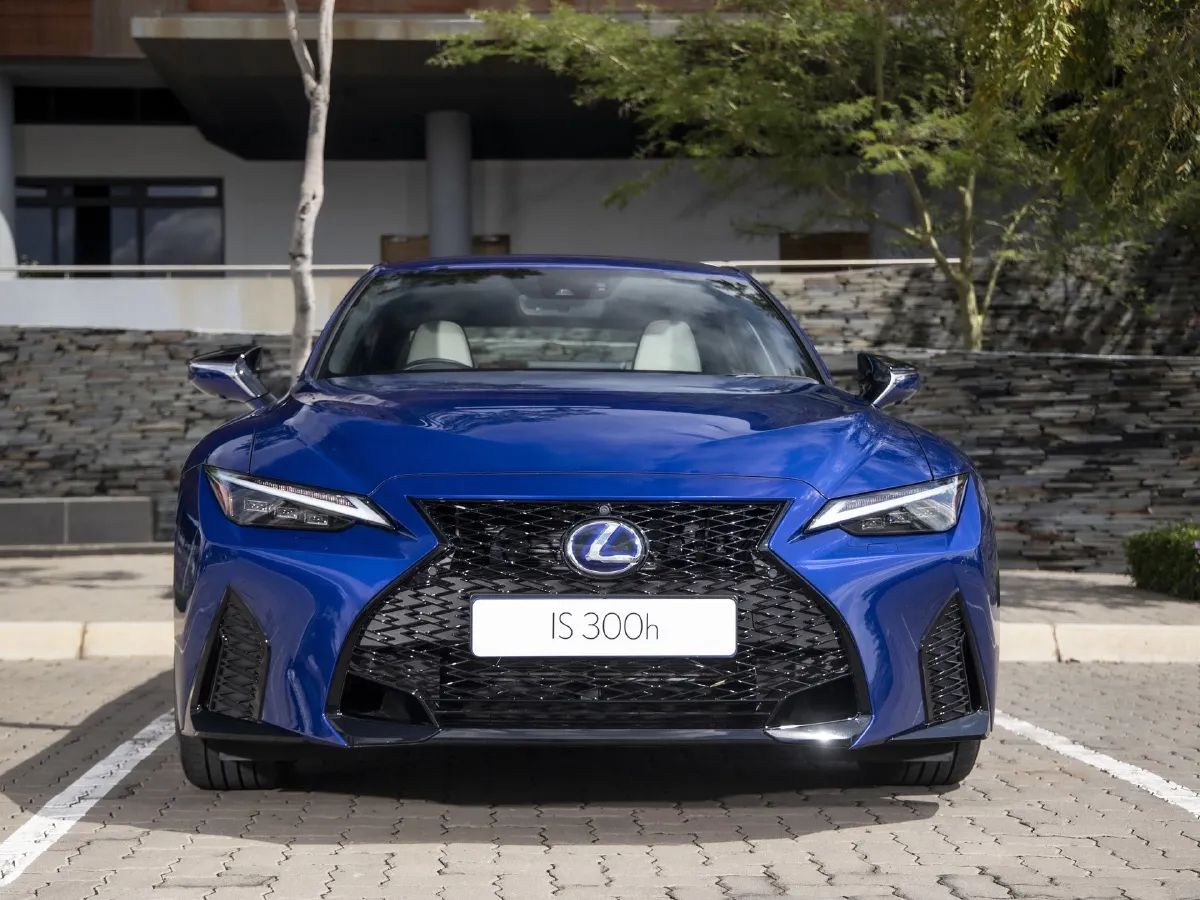 Lexus IS,autocango,china used car exporter,china ev exporter,chinese used car exporter,chinese used ev exporter