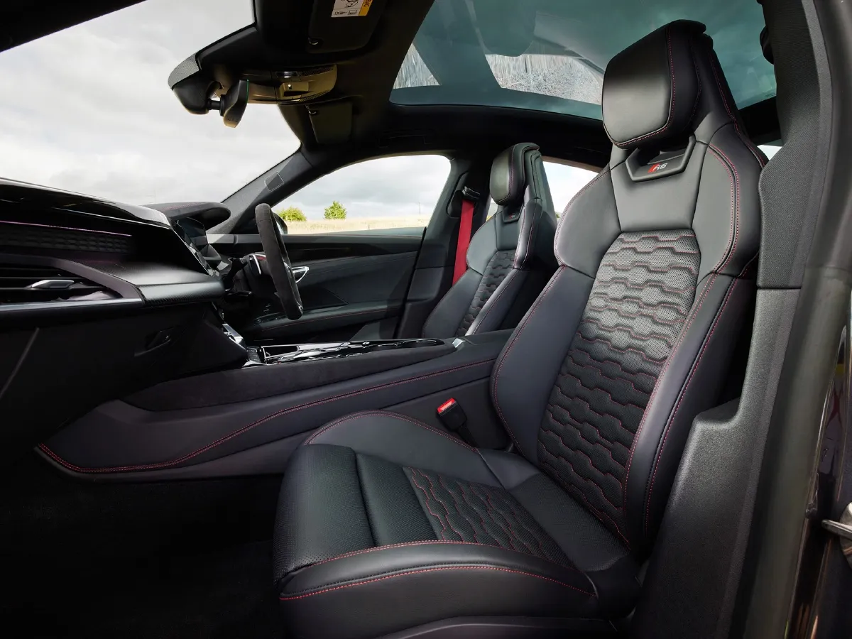 2023 Audi RS e-tron GT 2AT BEV 93.4KWH,autocango,china used car exporter,china ev exporter,chinese used car exporter,chinese used ev exporter