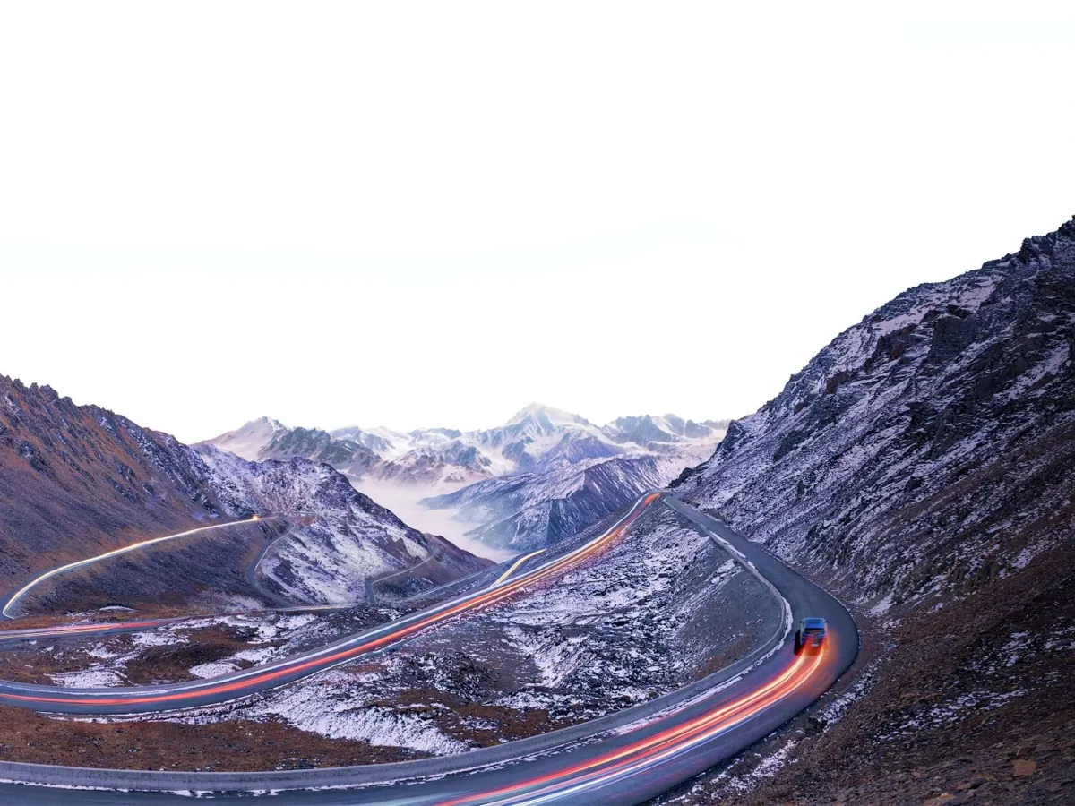 SERES SF5,autocango,china used car exporter,china ev exporter,chinese used car exporter,chinese used ev exporter