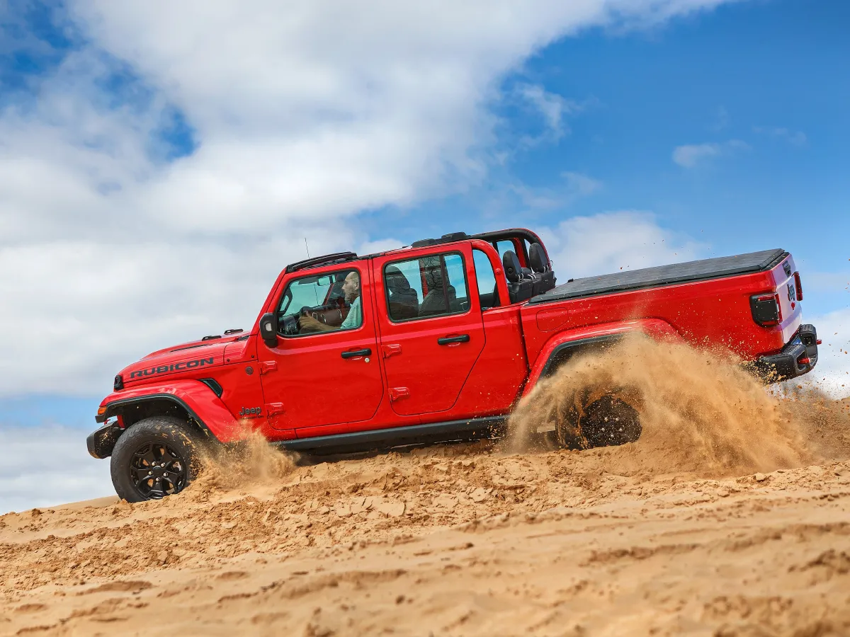 Jeep Gladiator,autocango,china used car exporter,china ev exporter,chinese used car exporter,chinese used ev exporter Jeep Gladiator,autocango,china used car exporter,china ev exporter,chinese used car exporter,chinese used ev exporter
