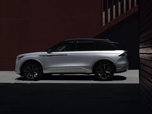 Lincoln Nautilus,autocango,china used car exporter,china ev exporter,chinese used car exporter,chinese used ev exporter