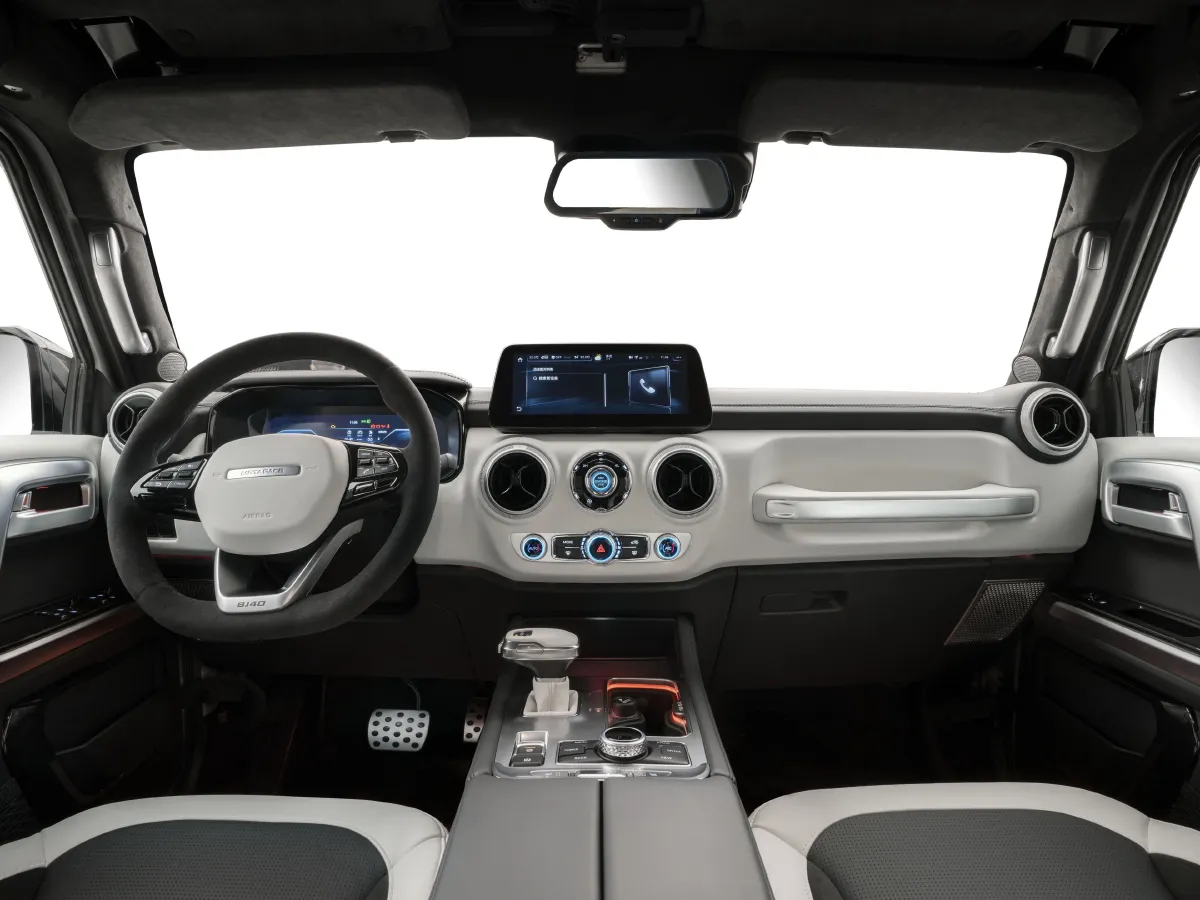 Beijing BJ40,autocango,china used car exporter,china ev exporter,chinese used car exporter,chinese used ev exporter