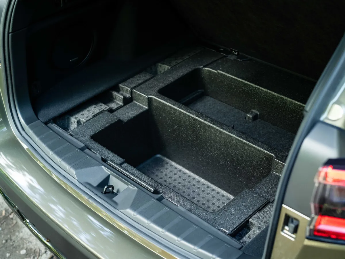 Subaru Outback,autocango,china used car exporter,china ev exporter,chinese used car exporter,chinese used ev exporter