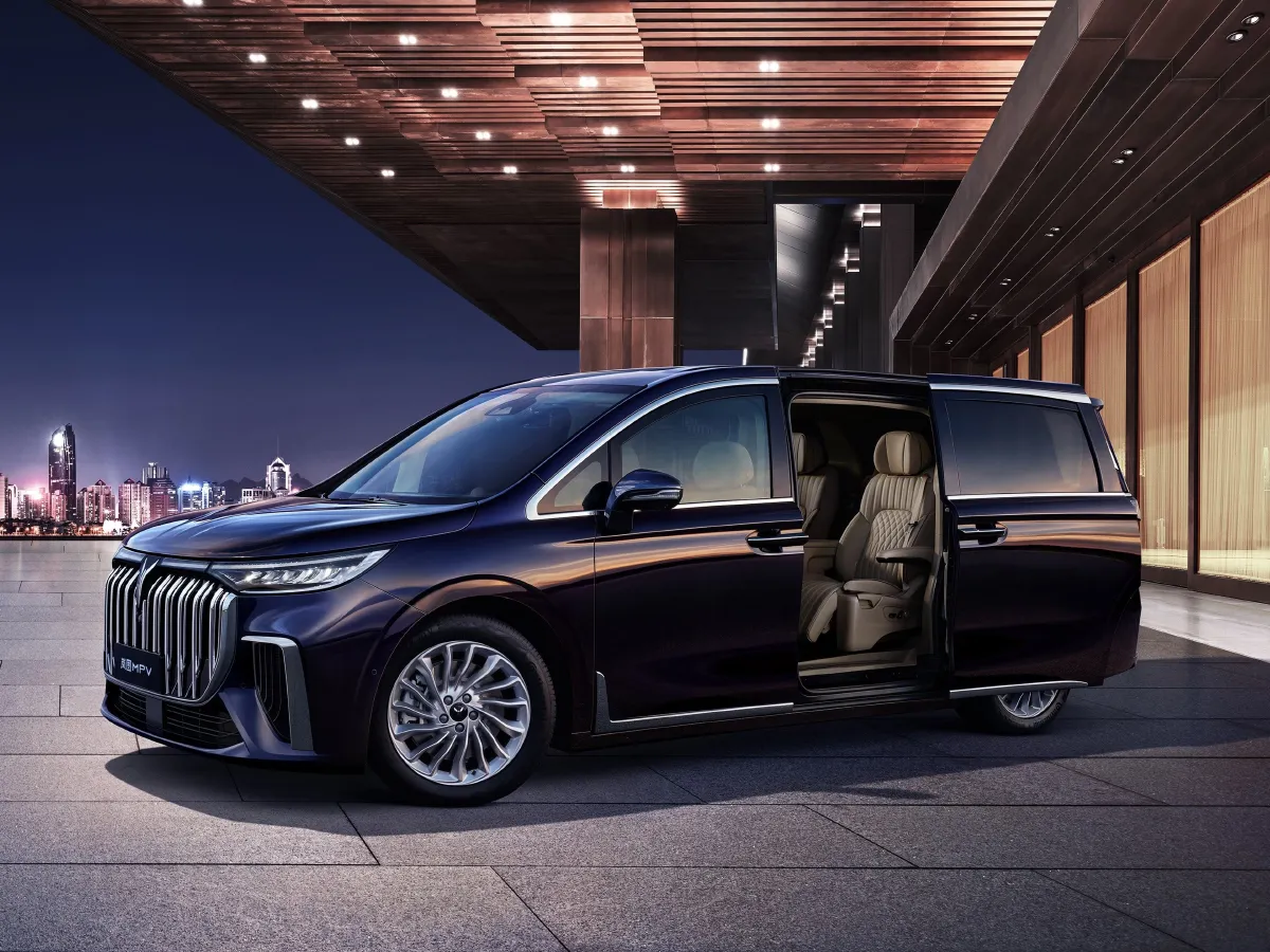 Voyah Dream,autocango,china used car exporter,china ev exporter,chinese used car exporter,chinese used ev exporter