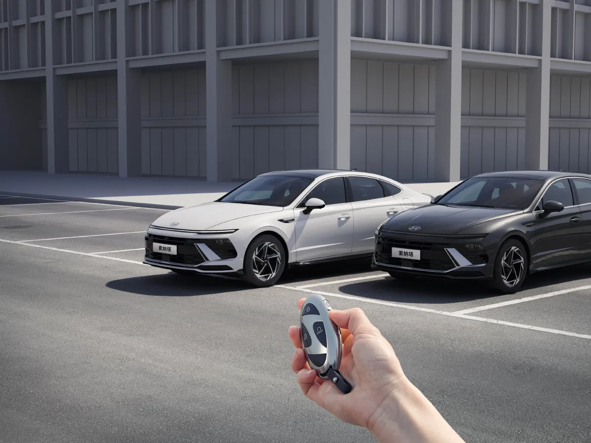 Hyundai Sonata,autocango,china used car exporter,china ev exporter,chinese used car exporter,chinese used ev exporter