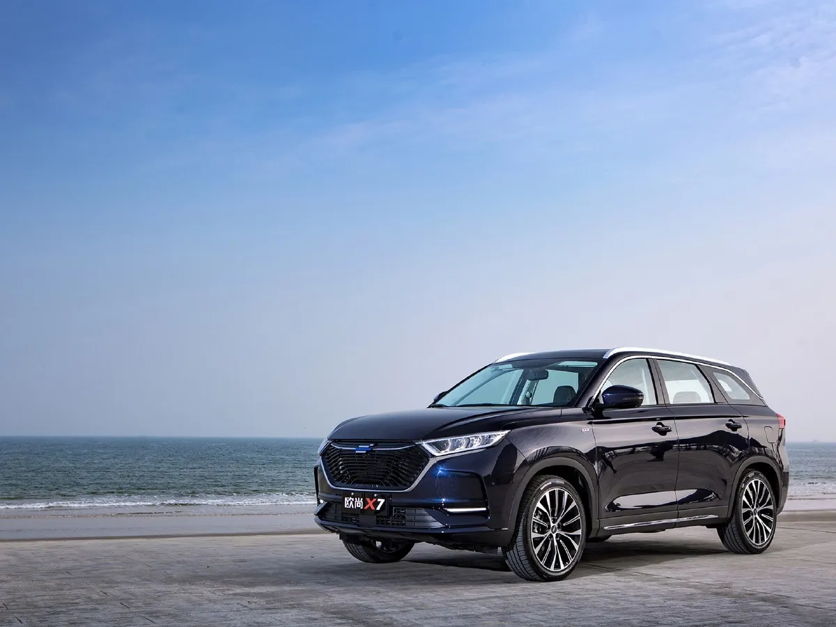 2021 ChangAn Oshan X7 1.5T 178HP L4 6MT,autocango,china used car exporter,china ev exporter,chinese used car exporter,chinese used ev exporter