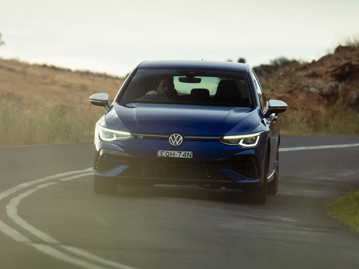 2011 Volkswagen Golf 2.0T 256HP L4 6DCT,autocango,china used car exporter,china ev exporter,chinese used car exporter,chinese used ev exporter