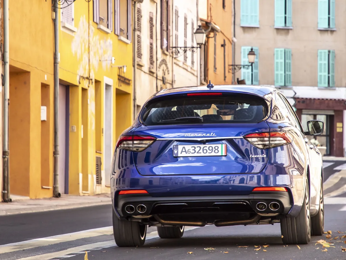 Maserati Levante,autocango,china used car exporter,china ev exporter,chinese used car exporter,chinese used ev exporter