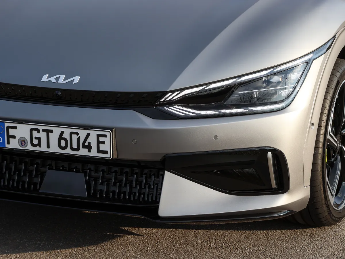 Kia EV6,autocango,china used car exporter,china ev exporter,chinese used car exporter,chinese used ev exporter