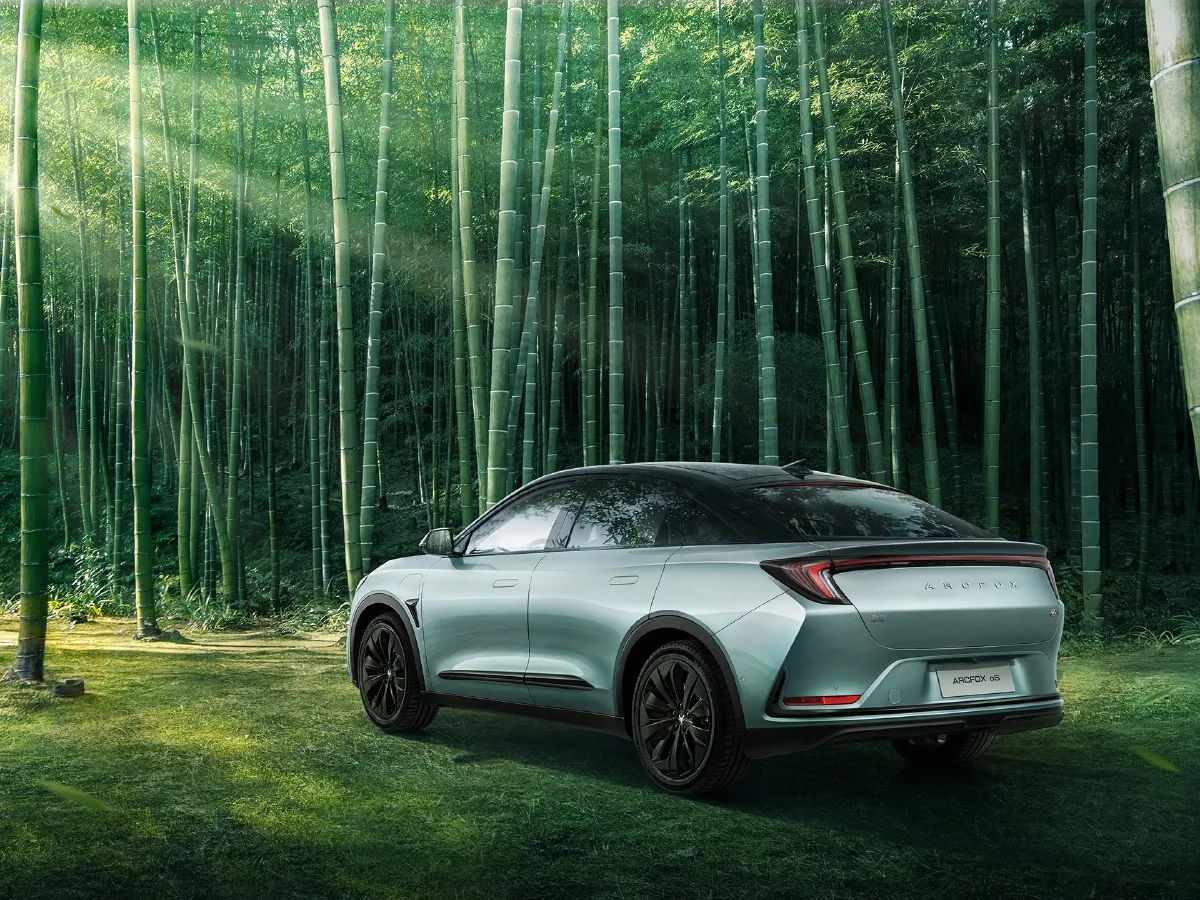 ARCFOX αS,autocango,china used car exporter,china ev exporter,chinese used car exporter,chinese used ev exporter