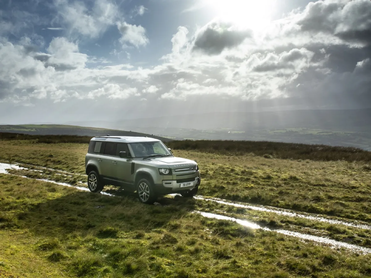 Land Rover Defender,autocango,china used car exporter,china ev exporter,chinese used car exporter,chinese used ev exporter Land Rover Defender,autocango,china used car exporter,china ev exporter,chinese used car exporter,chinese used ev exporter