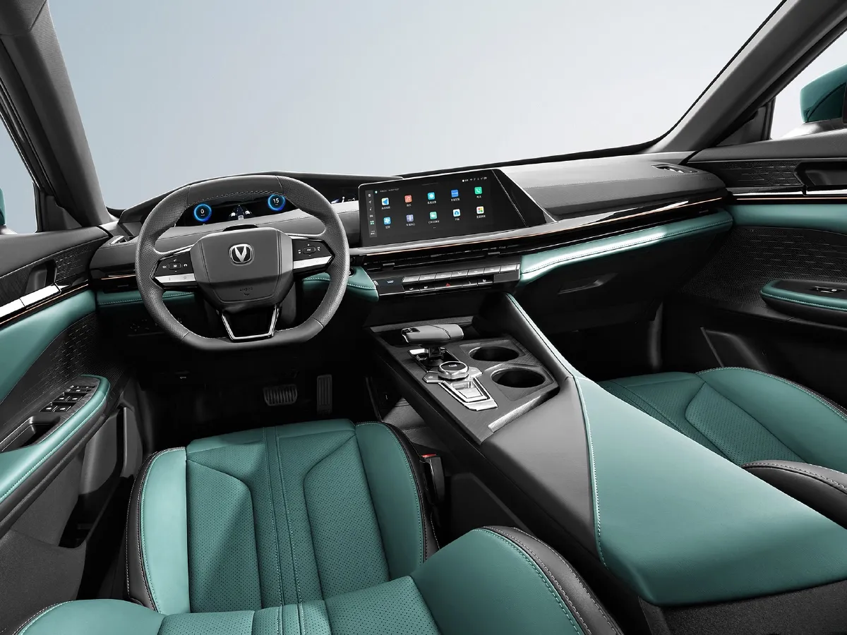 ChangAn UNI-V iDD,autocango,china used car exporter,china ev exporter,chinese used car exporter,chinese used ev exporter ChangAn UNI-V iDD,autocango,china used car exporter,china ev exporter,chinese used car exporter,chinese used ev exporter