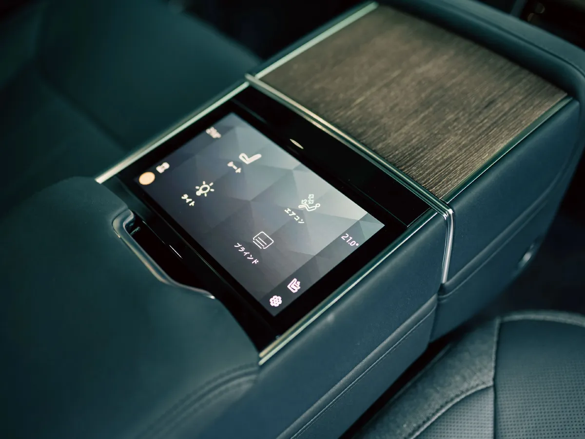 Land Rover Range Rover,autocango,china used car exporter,china ev exporter,chinese used car exporter,chinese used ev exporter