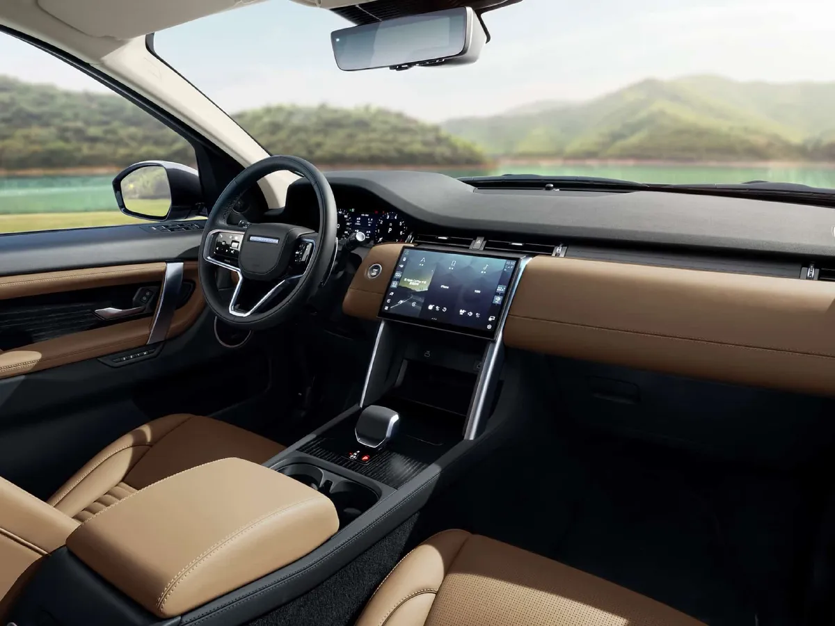 Land Rover Discovery Sport,autocango,china used car exporter,china ev exporter,chinese used car exporter,chinese used ev exporter