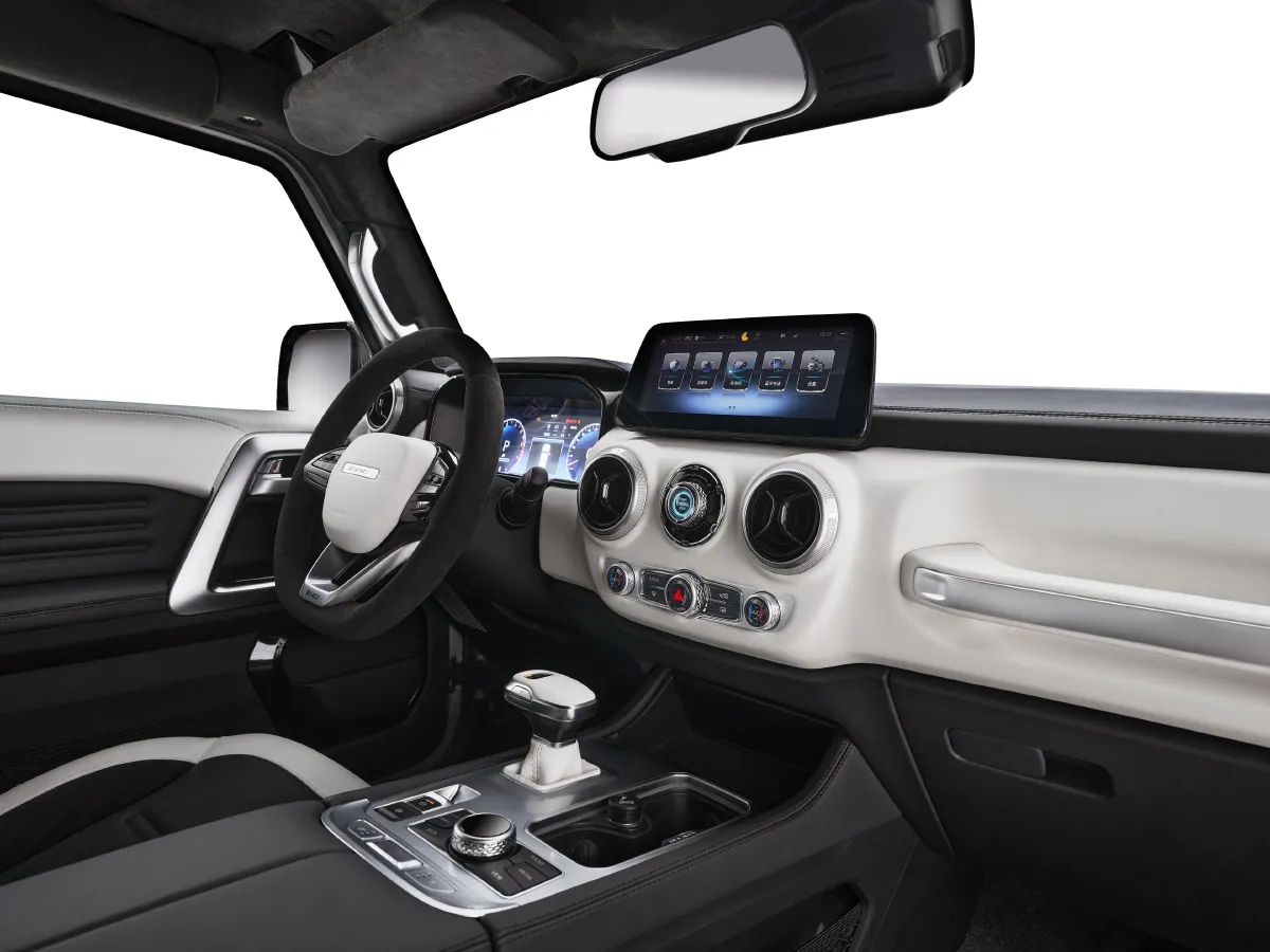 Beijing BJ40,autocango,china used car exporter,china ev exporter,chinese used car exporter,chinese used ev exporter