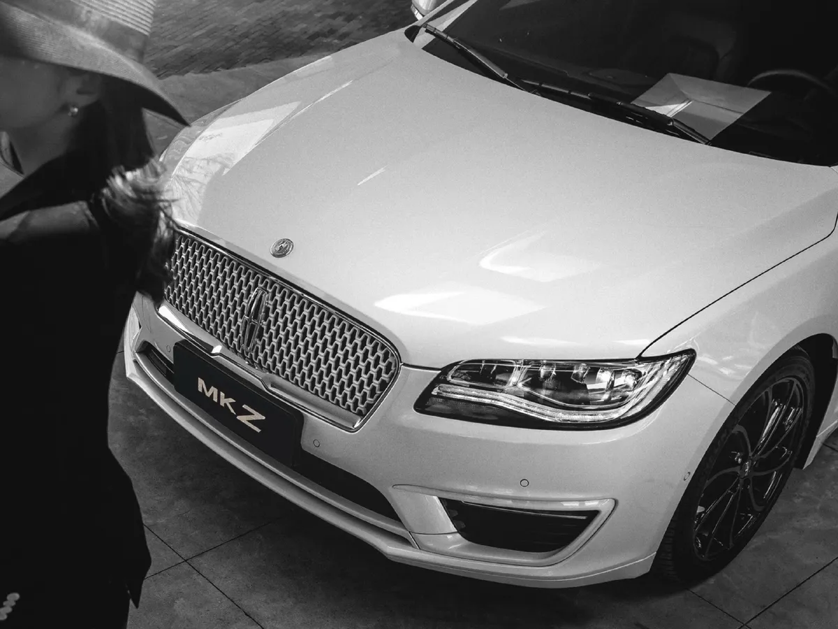 Lincoln MKZ,autocango,china used car exporter,china ev exporter,chinese used car exporter,chinese used ev exporter