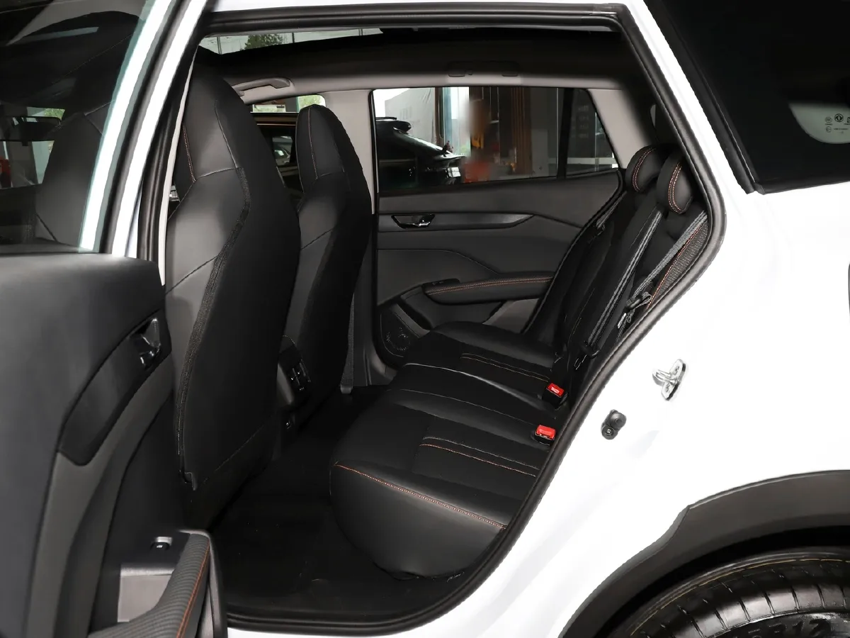 DongFeng Aeolus YiXuan GS,autocango,china used car exporter,china ev exporter,chinese used car exporter,chinese used ev exporter DongFeng Aeolus YiXuan GS,autocango,china used car exporter,china ev exporter,chinese used car exporter,chinese used ev exporter