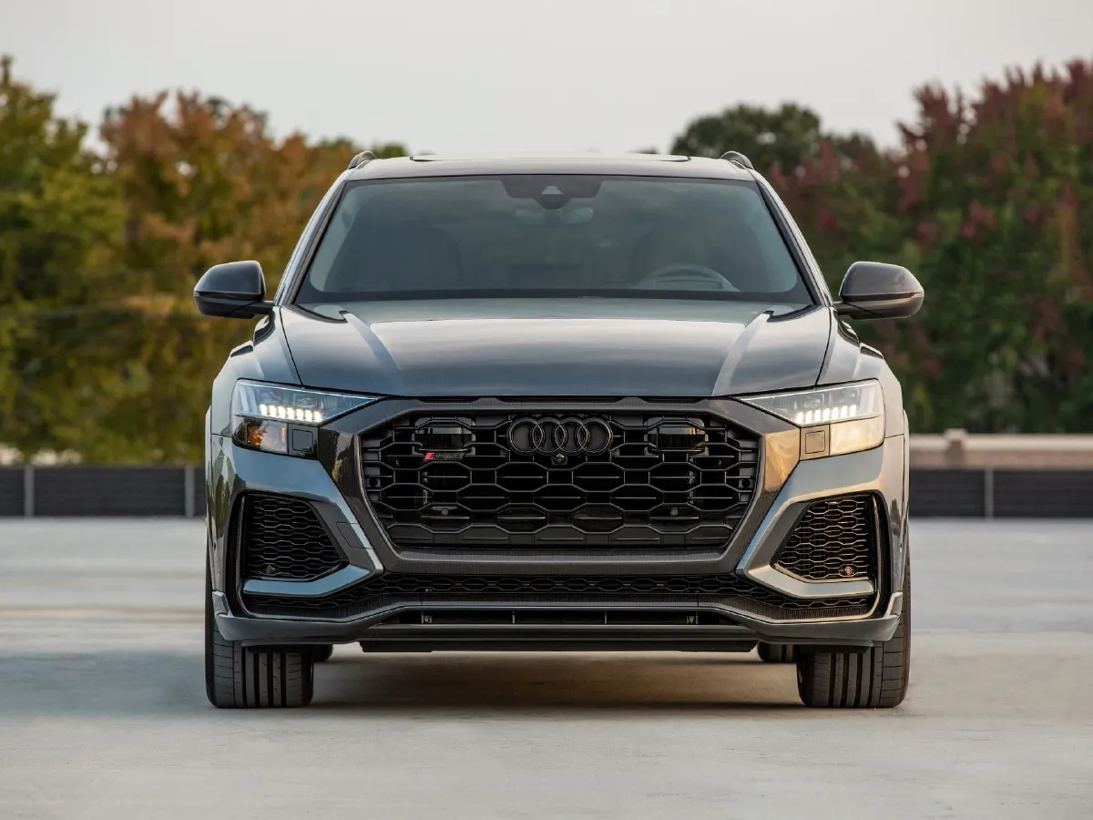 Audi RS Q8,autocango,china used car exporter,china ev exporter,chinese used car exporter,chinese used ev exporter