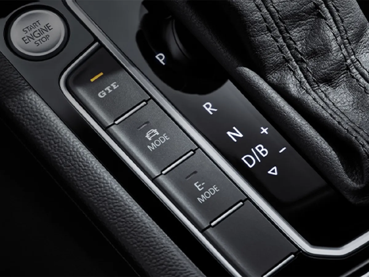 Volkswagen Magotan GTE,autocango,china used car exporter,china ev exporter,chinese used car exporter,chinese used ev exporter