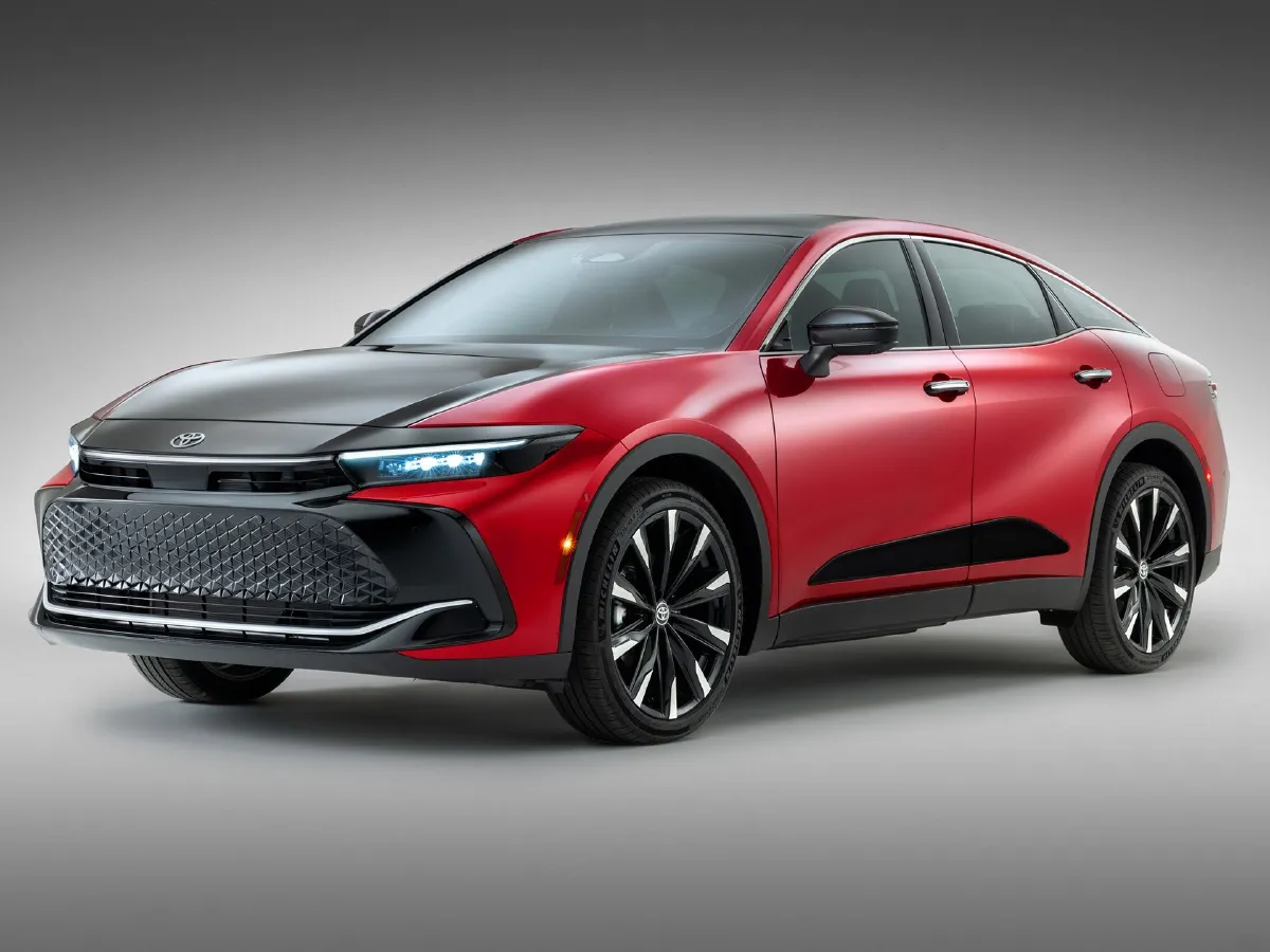 Toyota Crown,autocango,china used car exporter,china ev exporter,chinese used car exporter,chinese used ev exporter