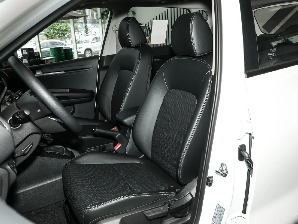 Kia Sonet,autocango,china used car exporter,china ev exporter,chinese used car exporter,chinese used ev exporter