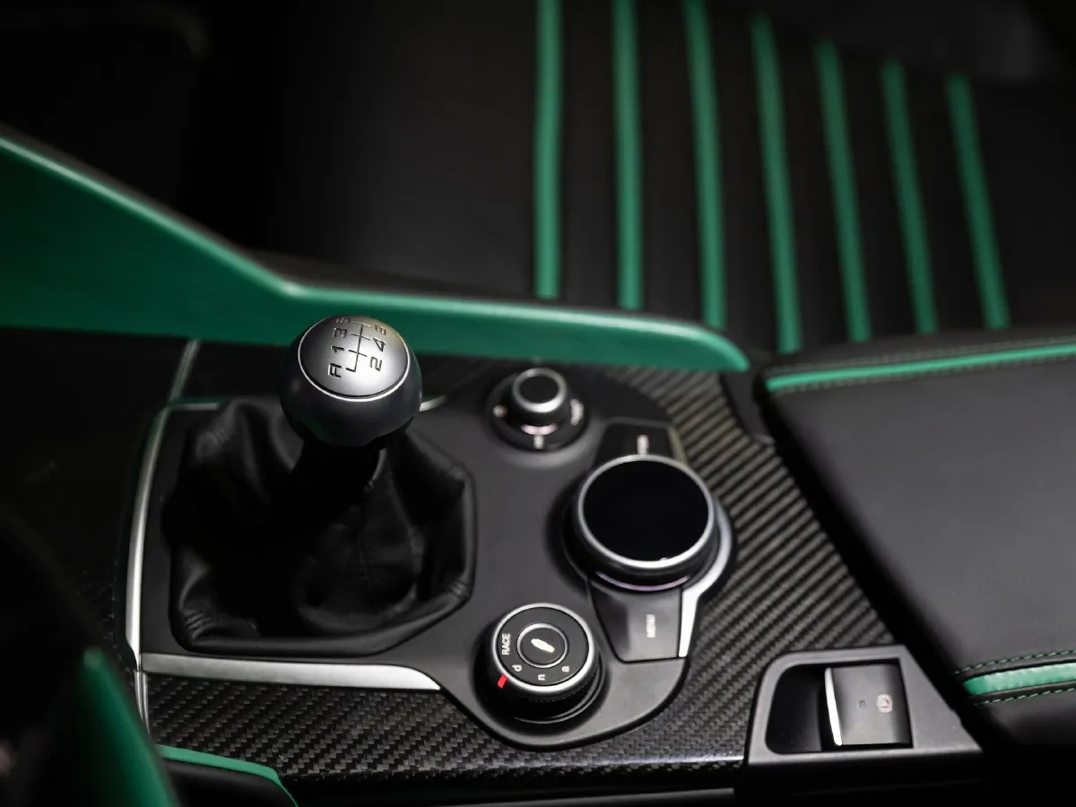 Alfa Romeo Giulia,autocango,china used car exporter,china ev exporter,chinese used car exporter,chinese used ev exporter