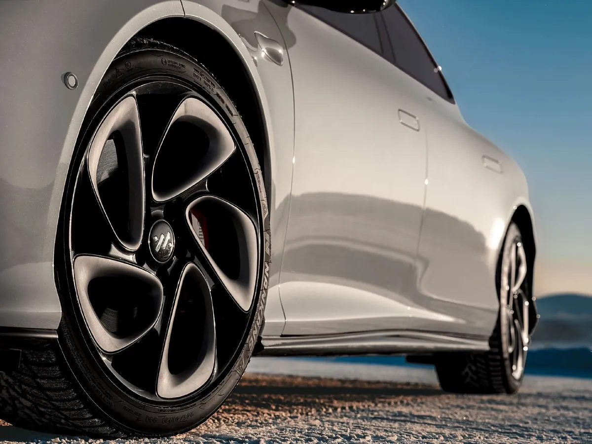 IM L6,autocango,china used car exporter,china ev exporter,chinese used car exporter,chinese used ev exporter