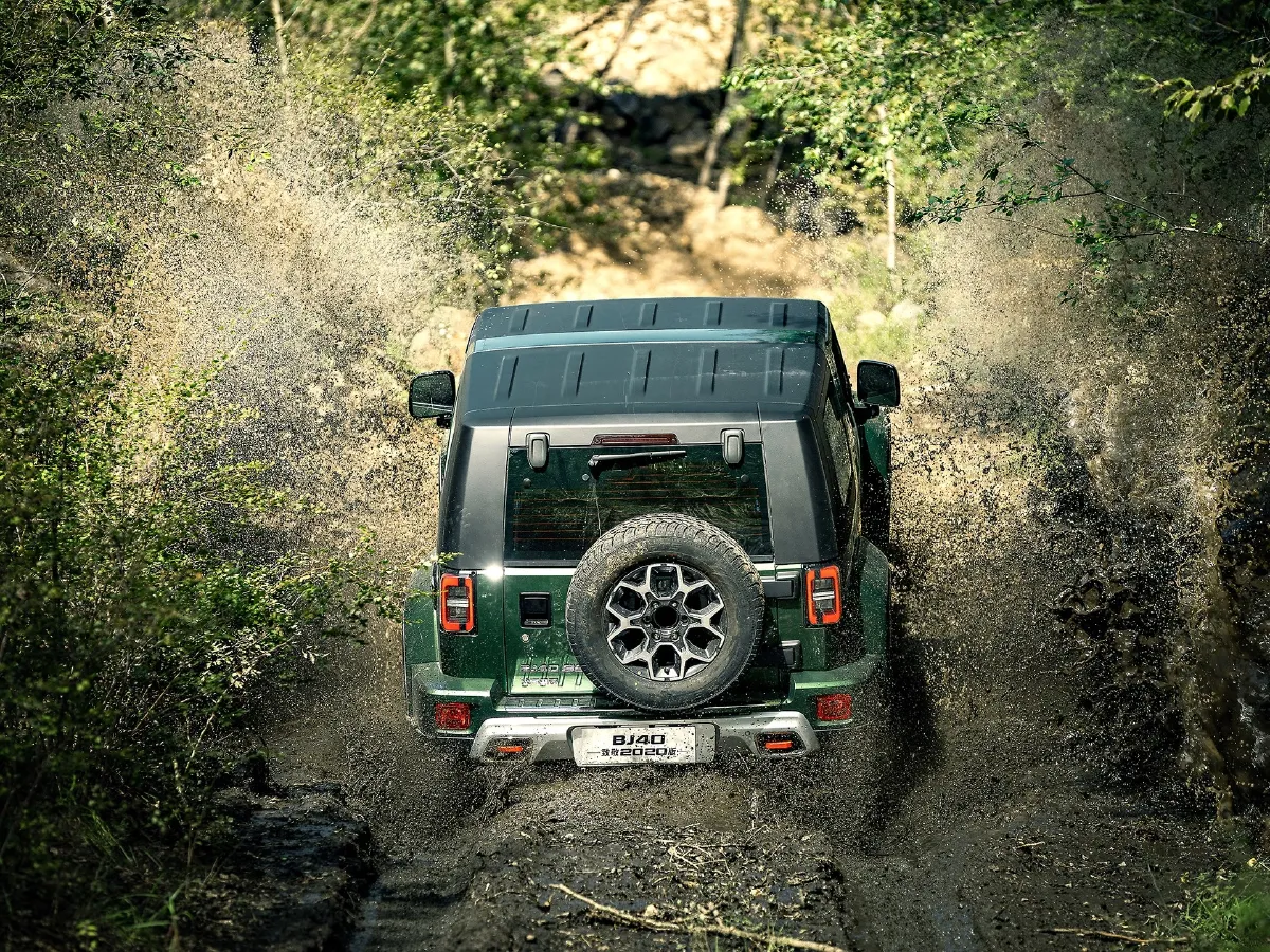 Beijing BJ40,autocango,china used car exporter,china ev exporter,chinese used car exporter,chinese used ev exporter