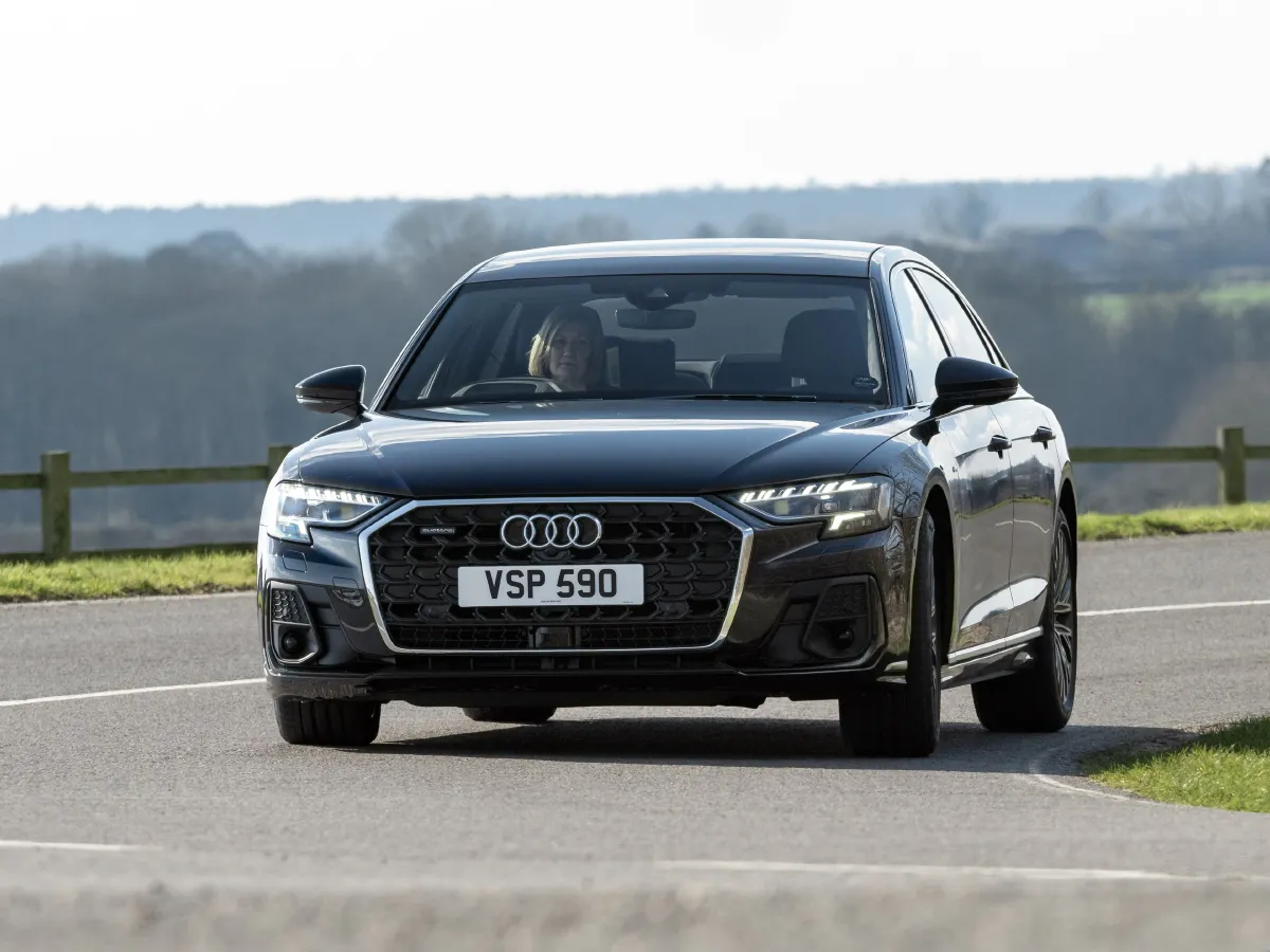 Audi A8,autocango,china used car exporter,china ev exporter,chinese used car exporter,chinese used ev exporter Audi A8,autocango,china used car exporter,china ev exporter,chinese used car exporter,chinese used ev exporter