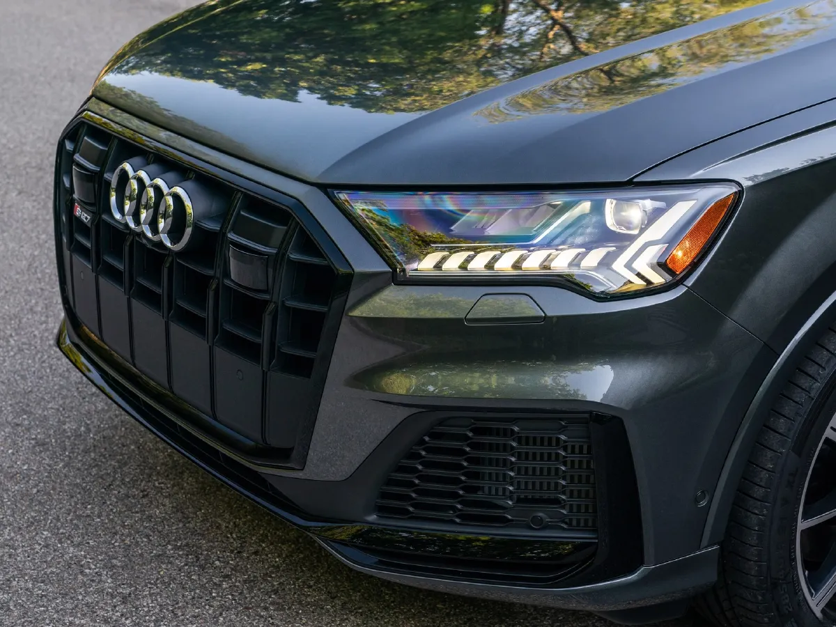 Audi SQ7,autocango,china used car exporter,china ev exporter,chinese used car exporter,chinese used ev exporter