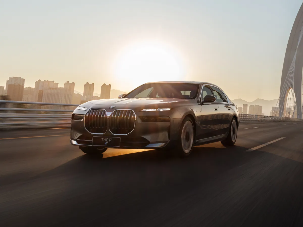 BMW i7,autocango,china used car exporter,china ev exporter,chinese used car exporter,chinese used ev exporter