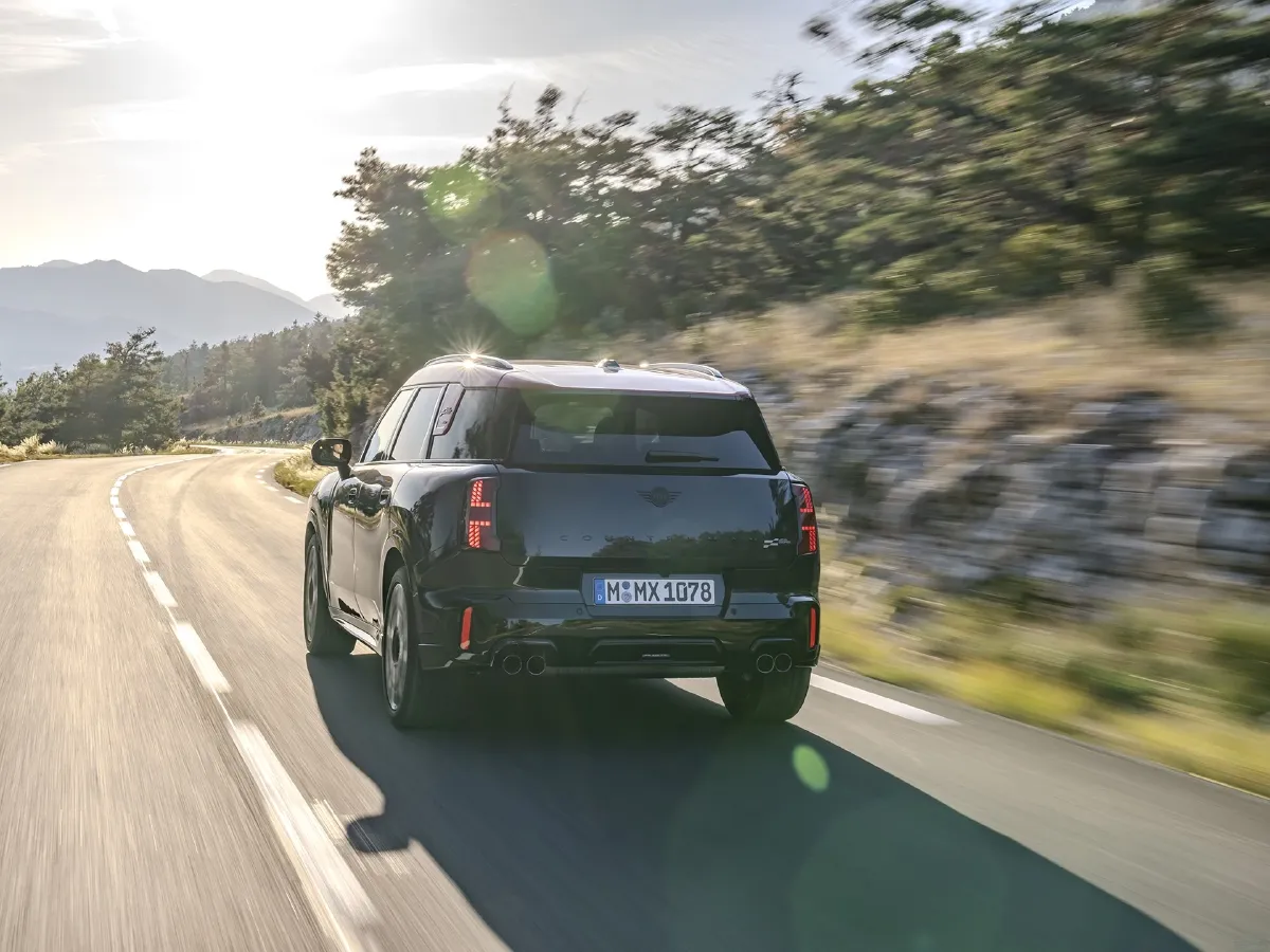 MINI JCW COUNTRYMAN,autocango,china used car exporter,china ev exporter,chinese used car exporter,chinese used ev exporter MINI JCW COUNTRYMAN,autocango,china used car exporter,china ev exporter,chinese used car exporter,chinese used ev exporter