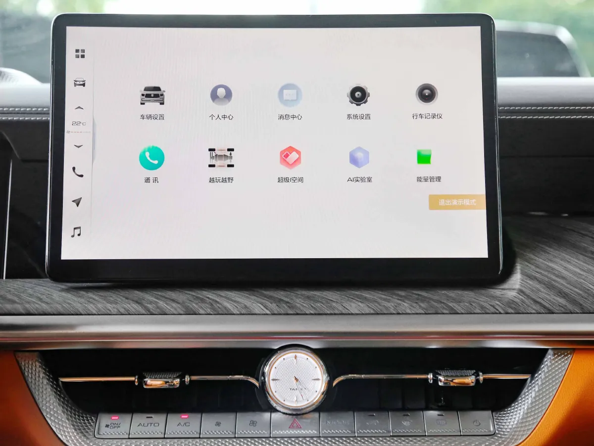 Tank 500,autocango,china used car exporter,china ev exporter,chinese used car exporter,chinese used ev exporter